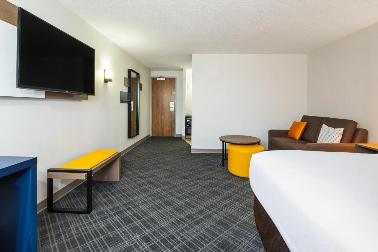 Comfort Inn & Suites Barrie Exterior foto